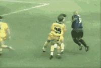 足球场上的让人叹为观止的技巧,最新的足球运球过人教学