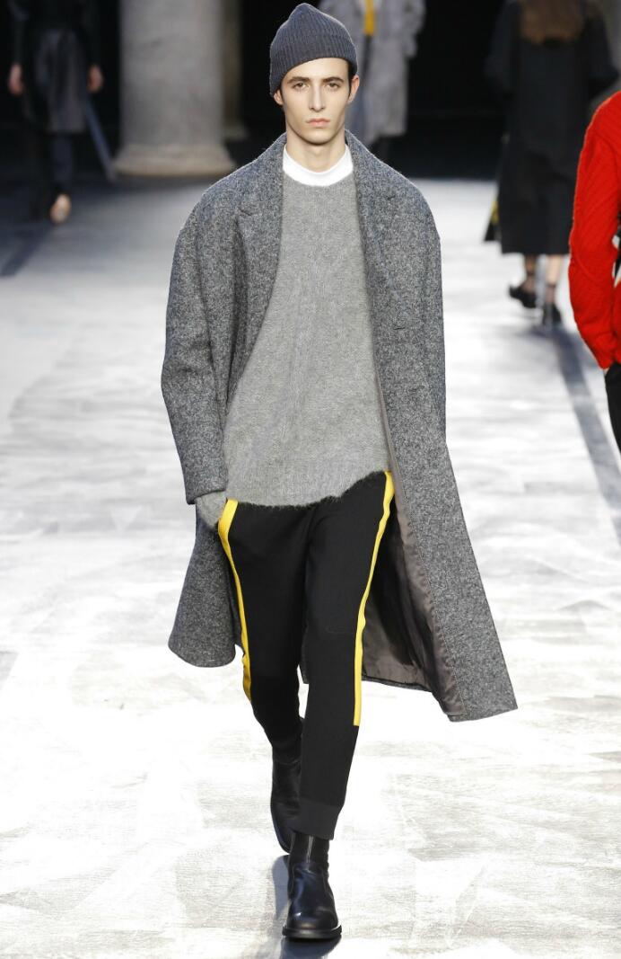秋冬简约男装,秋冬男装流行款式