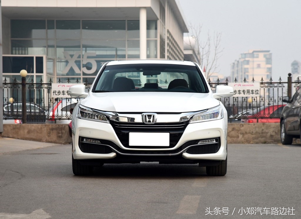 07年雅阁还有必要买吗,卖掉雅阁换蒙迪欧划算吗