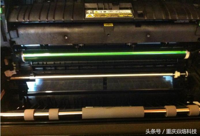 东芝复印机粉盒安装教程,东芝2006复印机补粉