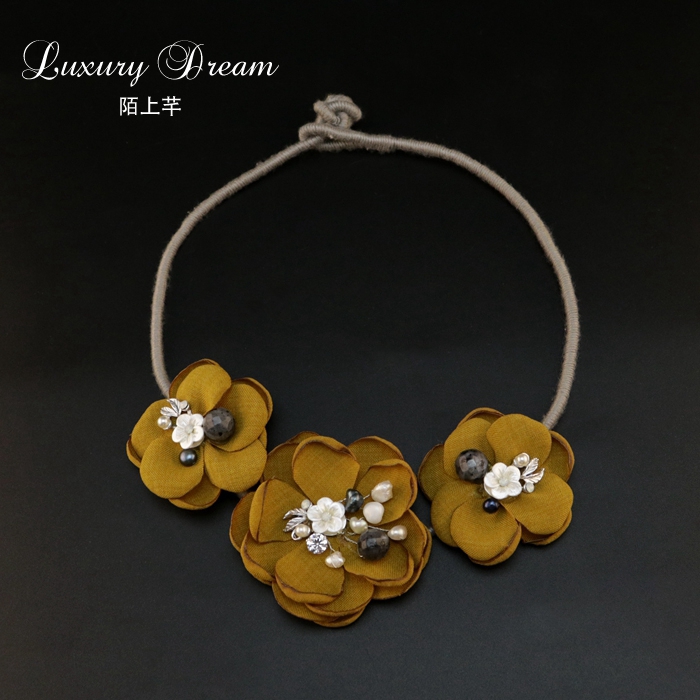 女生都喜欢戴项链吗,女生一定要戴项链