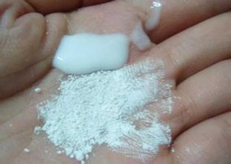 怎样在家自制健康美白祛皱的面膜,自制保湿面膜蜂蜜和什么搭配最好