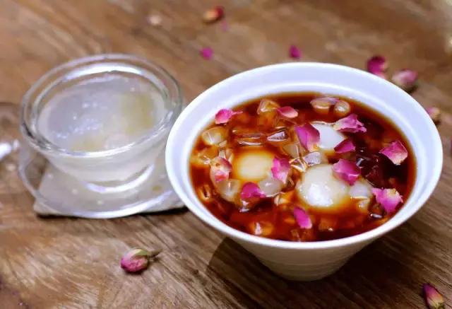 爆红朋友圈的21家的甜品店，只怕你不敢点开！