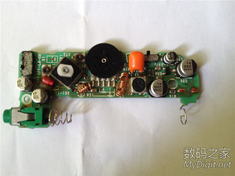 sonys50收音机芯片,索尼音响s55拆机