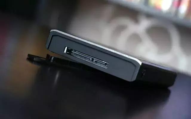 什么样移动硬盘最好用啊,移动硬盘大的好小的好