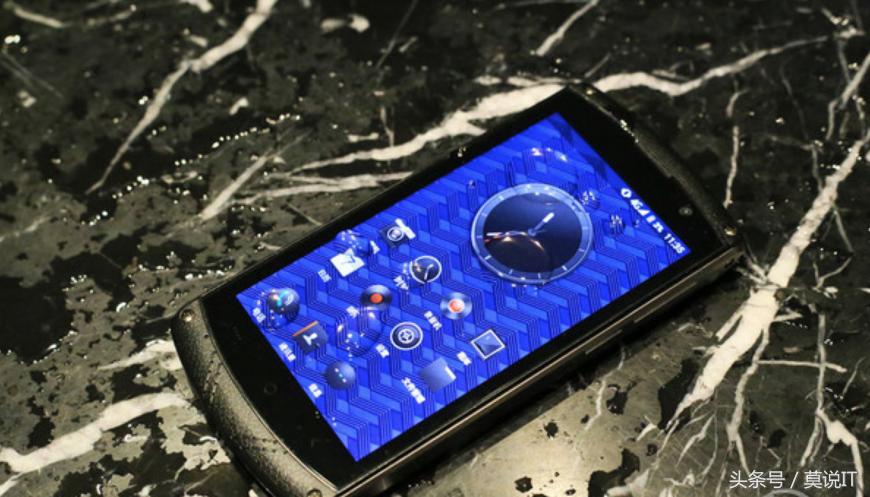 这款三防有点碉！4G+64G+4800mAh，售价2998