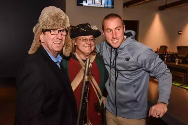 星条旗飘扬!新英格兰革命球衣发布!