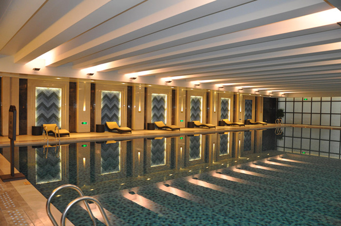 空气能热泵商用系统,15000平方米供暖空气能热泵价格