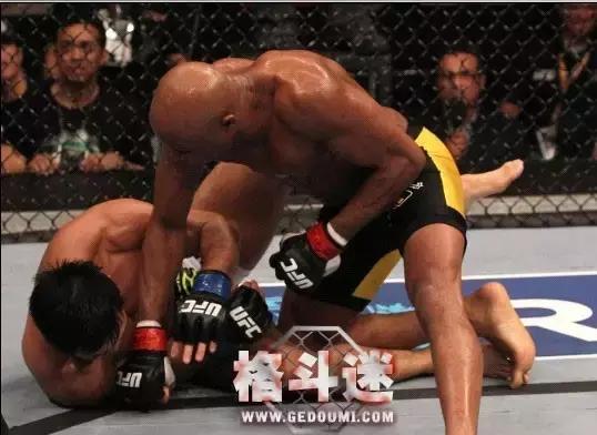 残暴封神十年不败,一朝断腿霸业不再!致敬“传奇”蜘蛛人!