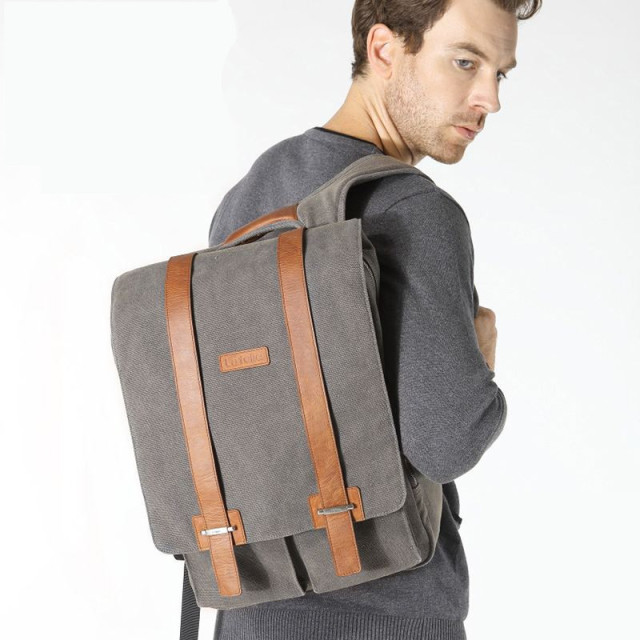 双肩包分享有质感皮,双肩包分析