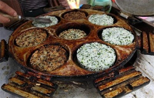 恩施凤凰古城网红小吃,长沙的小吃和凤凰古城一样不