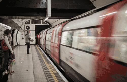 上海各条地铁线沿途景点大全,上海最惊艳的地铁路线