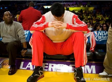 姚明让对手佩服,姚明最令人敬佩的一场比赛