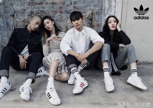 adidas90年代贝壳头篮球鞋,你会购买明星潮牌吗