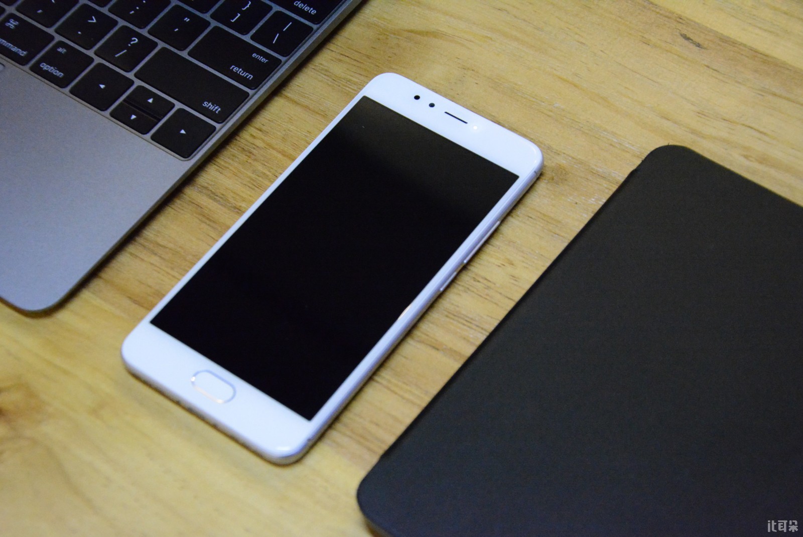 魅蓝5s全网通评测,魅蓝5s手机评测视频