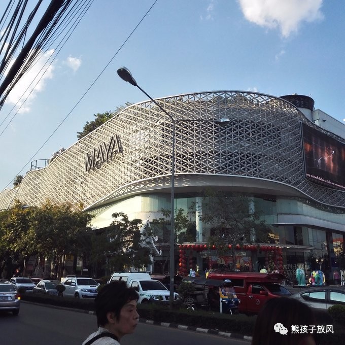 能在异国被警察抓也没谁了吧？这是我的清迈，和你去的不一样！