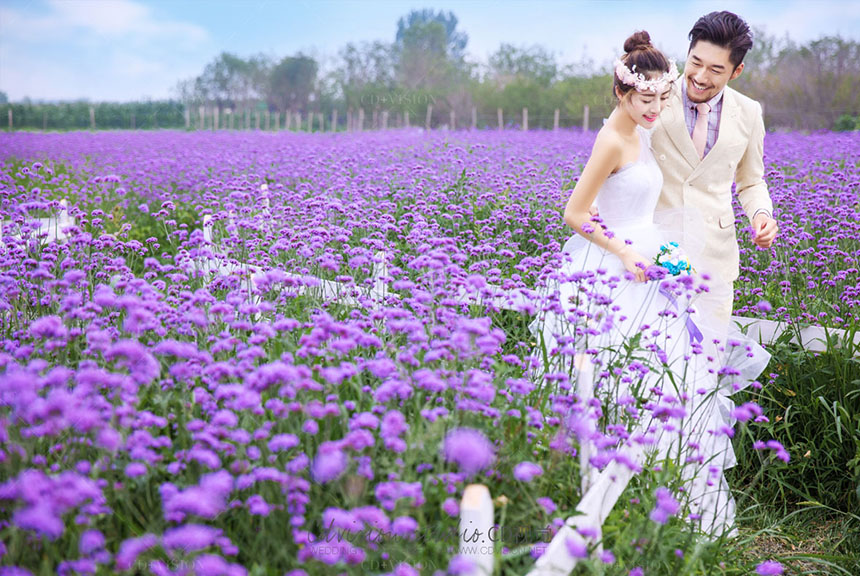 和春天有个约会：婚纱照这样拍，十里春风不及你！_CD视觉摄影
