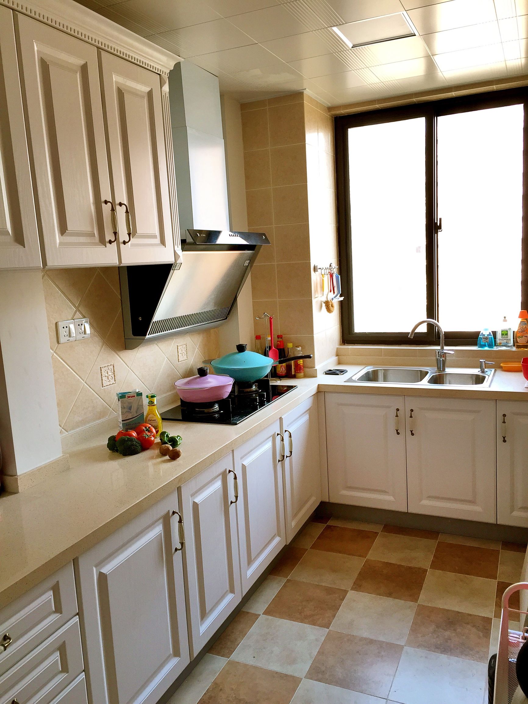 美式和现代轻奢混搭,美式与现代轻奢混搭