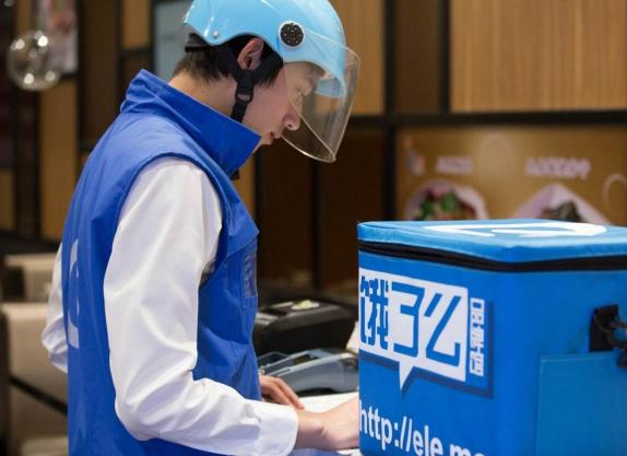 快递小哥为什么要转行送外卖,快递小哥送外卖一年多