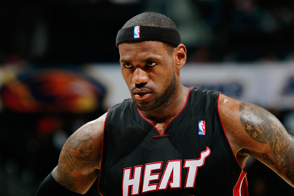 勒布朗詹姆斯超越马龙,勒布朗詹姆斯场均得分