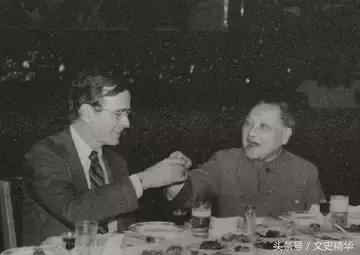 *小平邓**与里根在80年代初期的外交博弈