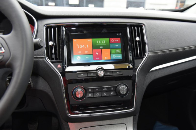 荣威i6和宝来选哪个,荣威i6max颜色怎么选