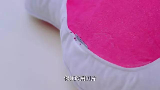 《云巅之上》已向你发送娱乐圈生存宝典，收好不谢！