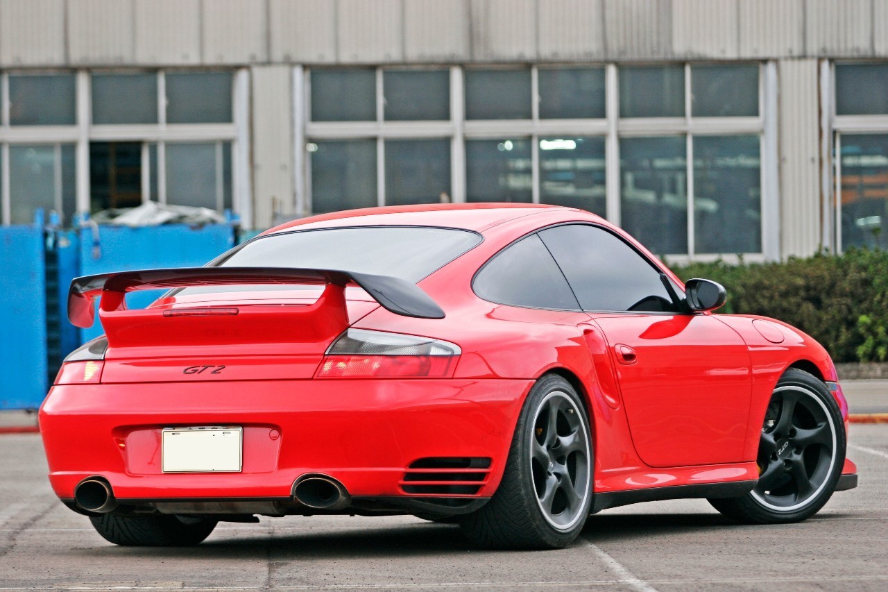 从赛道到街道开车乐趣,福特gtvs保时捷911