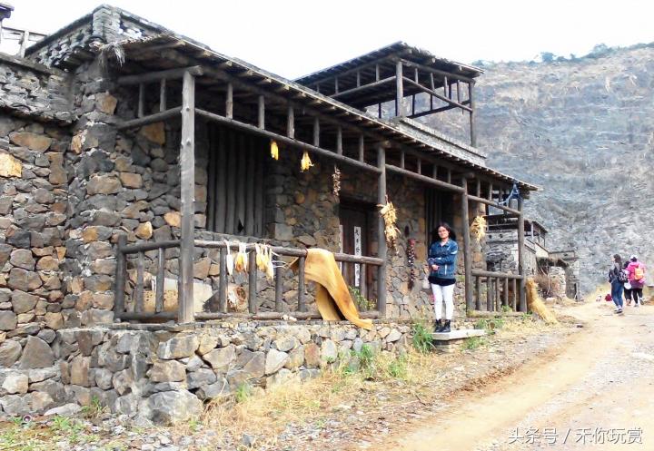 四方城景区你碰到大明星怎么办？一起客串演员的滋味再嗲不过瘾