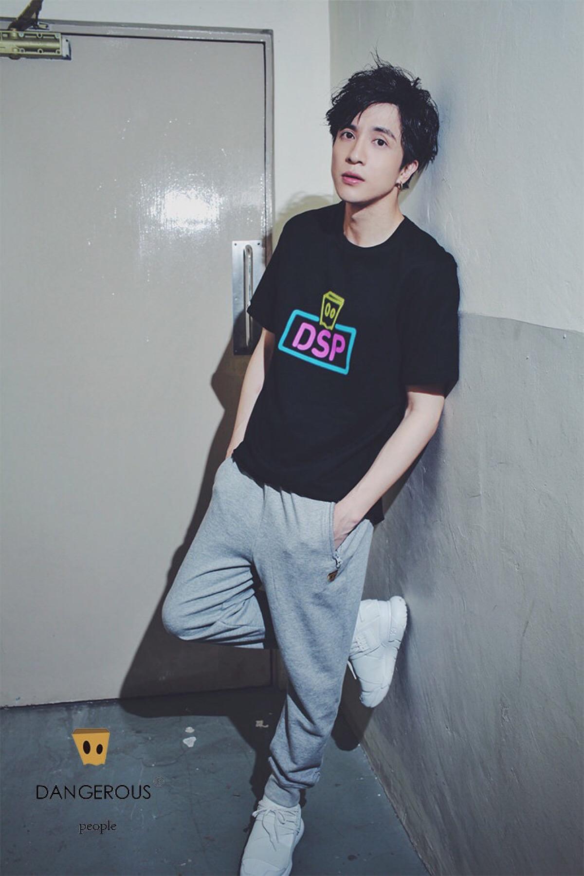 净身出户从不说前妻不好,安静时是*男美**子,动起来就是个蛇精病