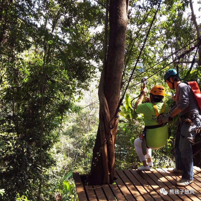 能在异国被警察抓也没谁了吧？这是我的清迈，和你去的不一样！