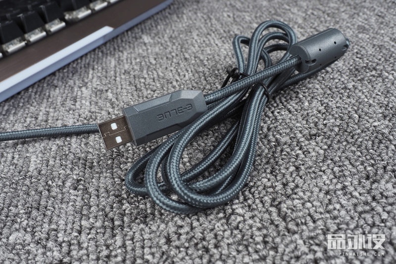 宜博机械键盘k751,宜博机械键盘k727灯效