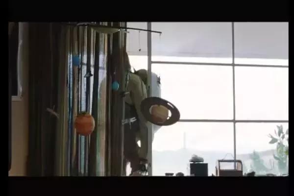 这是你们要的大长腿，备好纸巾，准备上下其手吧