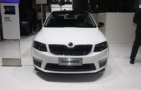 你知道如何选购适合的汽车机油吗,你知道怎么选吗