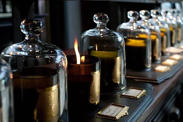 选蜡烛看运势,选蜡烛测试未来等待你的是什么