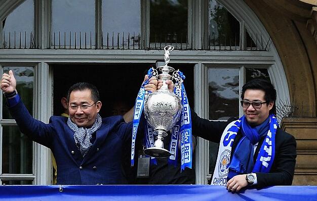 卡拉格英超内斗,卡拉格亨利采访曼城