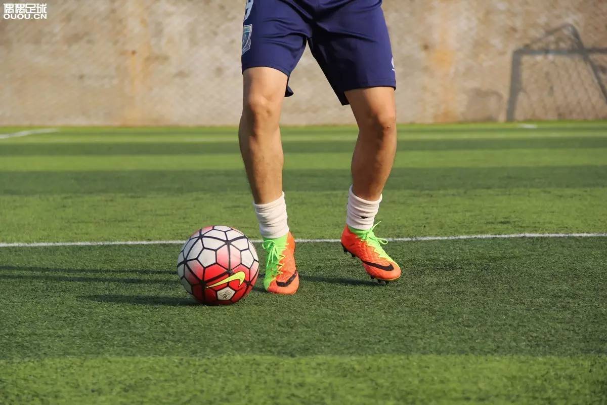 nikehypervenom毒蜂3顶级,hypervenom耐克