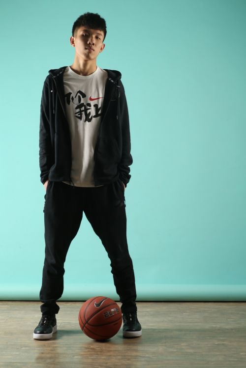 新乡市22中篮球,22中球场