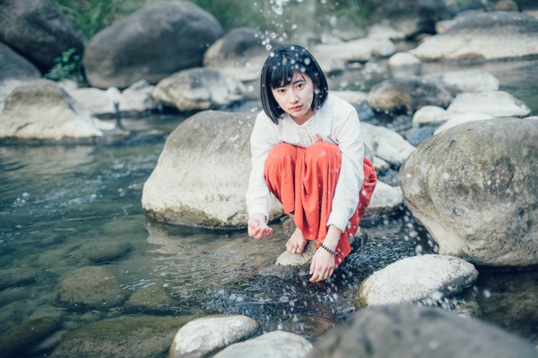 去旅行拍出大片的感觉,去旅游拍照姿势不露脸