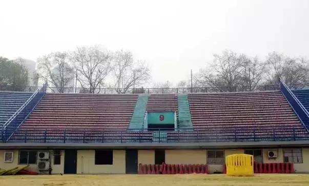 新华路武汉足球,武汉市江汉区新华路17号