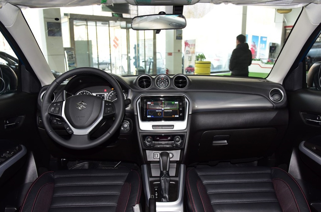 铃木维特拉和超级维特拉区别,铃木维特拉两驱四驱怎么区分