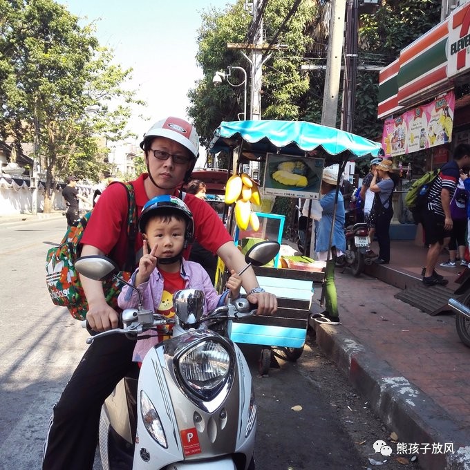 能在异国被警察抓也没谁了吧？这是我的清迈，和你去的不一样！