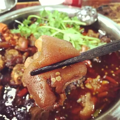 重庆旅游好吃的地方推荐目录,重庆旅游好吃街必去景点