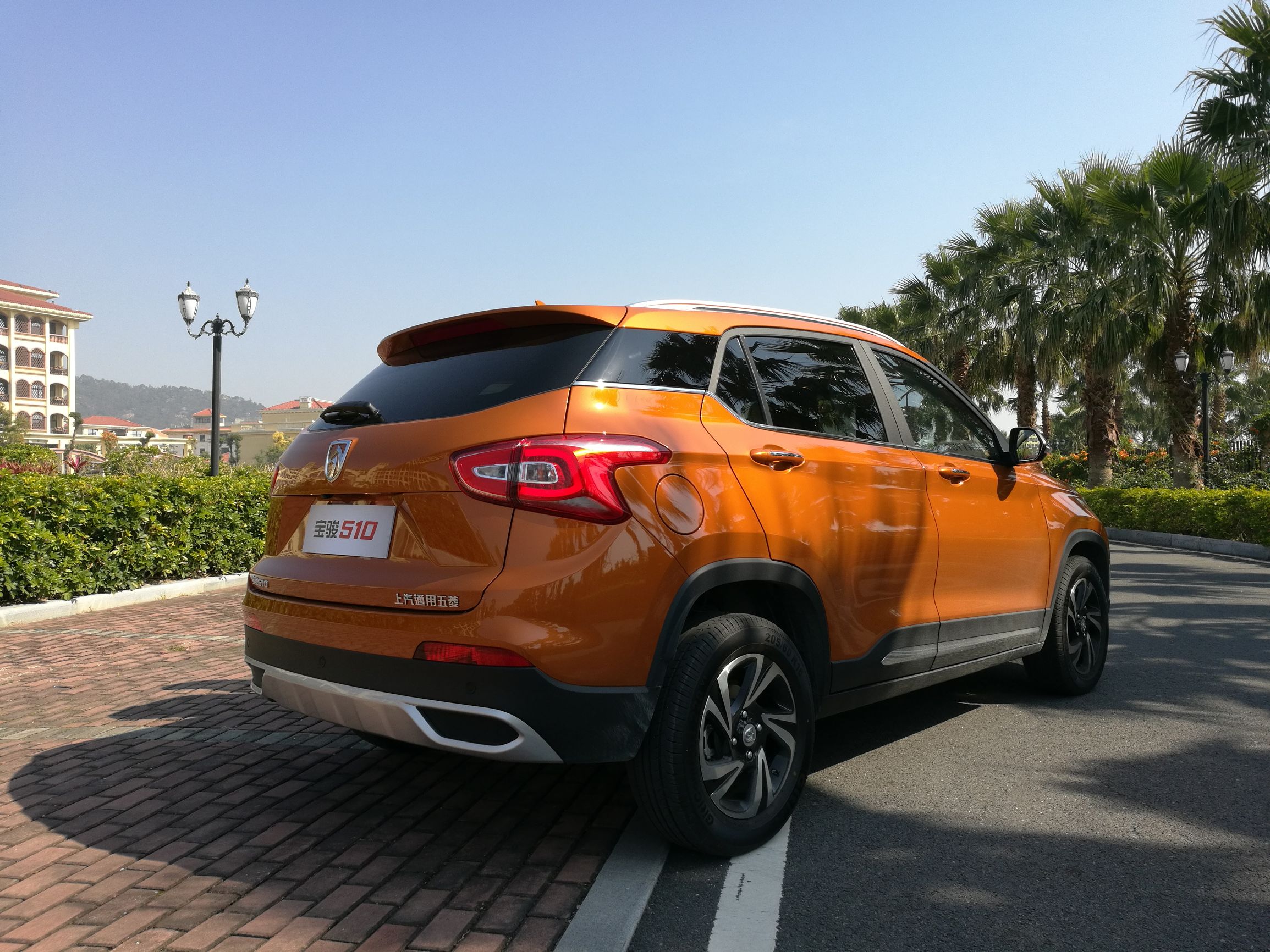 宝骏510suv自动挡真实油耗,宝骏510小型suv销量