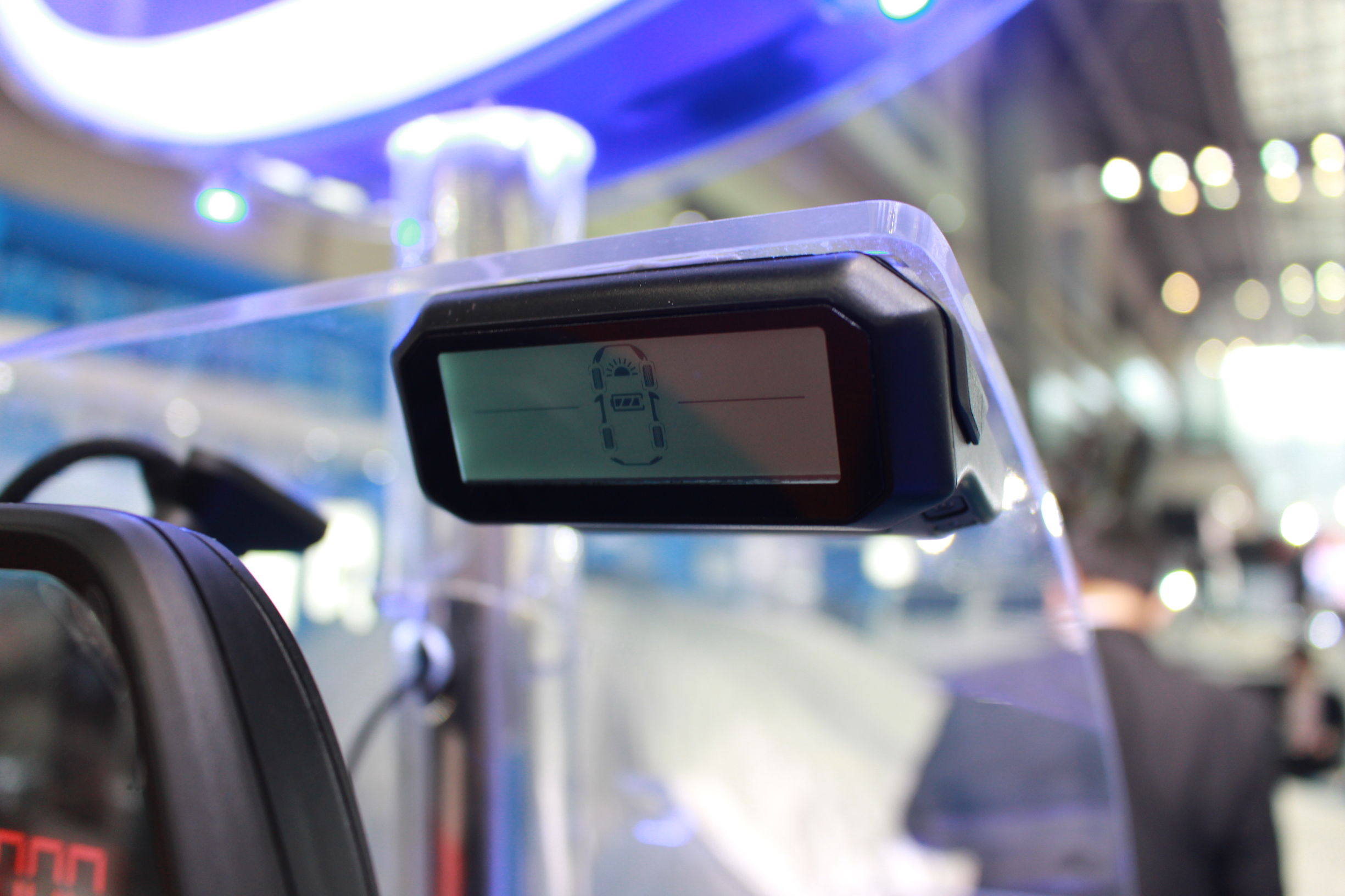 导航安全预警仪,导航内置胎压监测