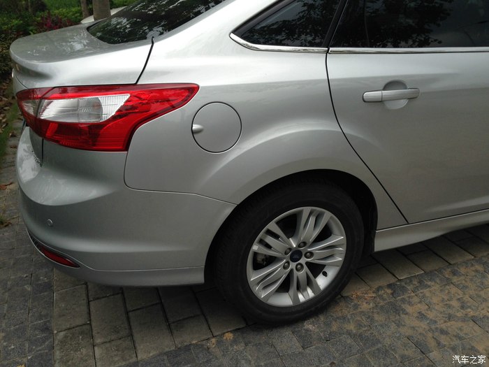 10年的福克斯1.8自动有什么缺点,13经典两厢福克斯的缺点和毛病