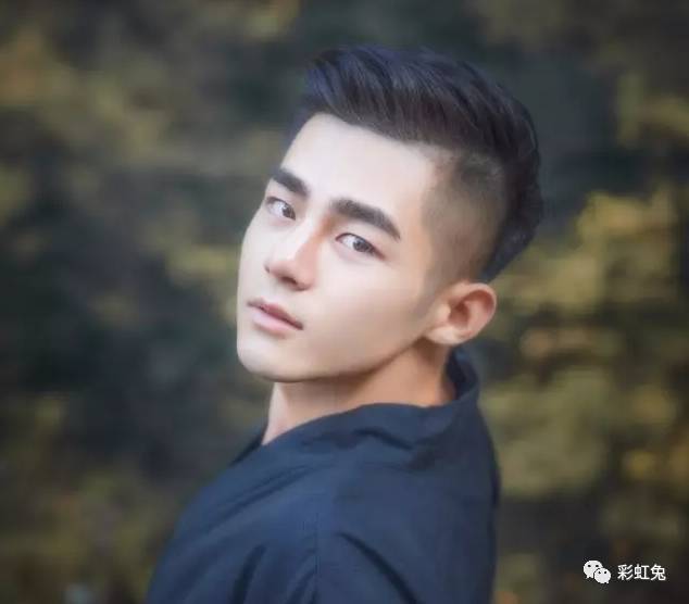 湖南长沙霸道gay:不是我的就霸点蛮,一样也会属于我