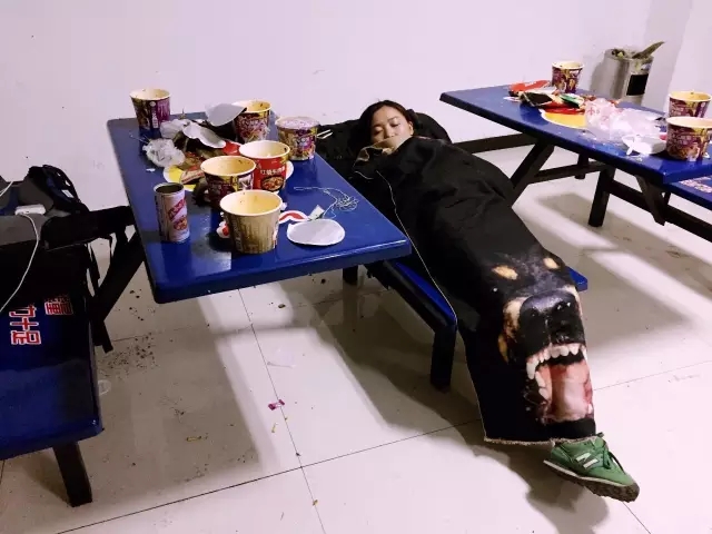 我不是喜欢旅行只是想逃避生活,不是旅行而是生活