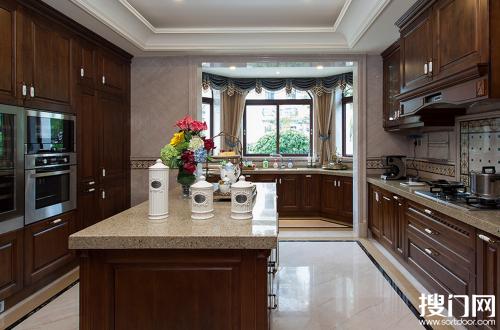 碧桂园现代筑美木门安装,未来城市碧桂园装修