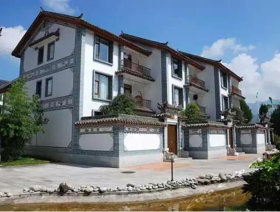 丽江人住的什么房子,丽江住城北好还是城南好